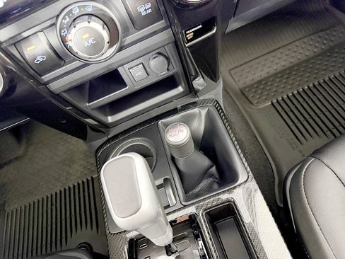 Used 2023 Toyota 4Runner TRD Off-Road Premium w/ Moonroof Package AWD/4WD image 71