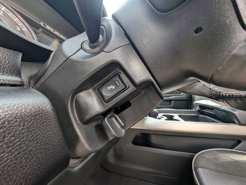 Used 2024 RAM 2500 Laramie image 16