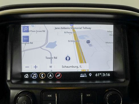 Used 2019 Chevrolet Colorado Z71 w/ Z71 Midnight Edition AWD/4WD image 10