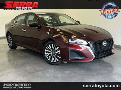 Used 2024 Nissan Altima 2.5 SV