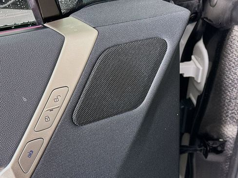 Used 2023 BMW iX xDrive50 w/ Sport Package image 25