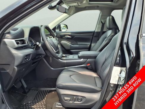 Used 2026 Toyota Highlander XLE AWD/4WD image 18