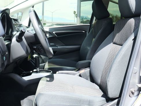 Used 2017 Honda Fit LX image 38