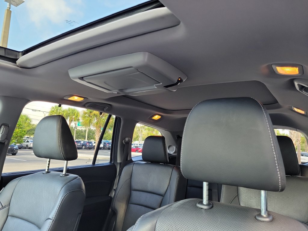 Certified 2022 Honda Pilot Elite image 30