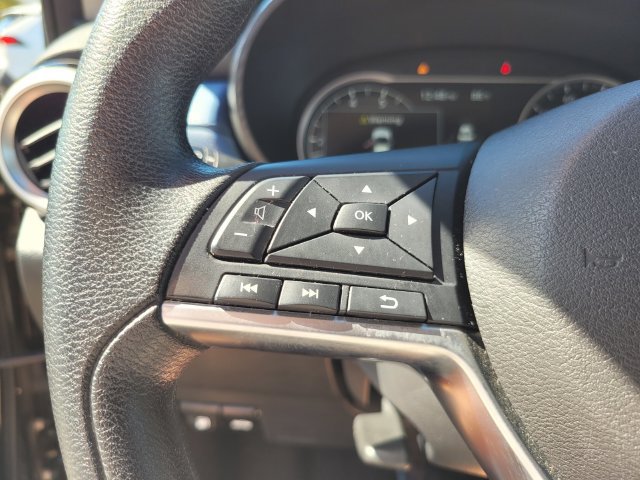 Certified 2025 Nissan Versa SV FWD image 28