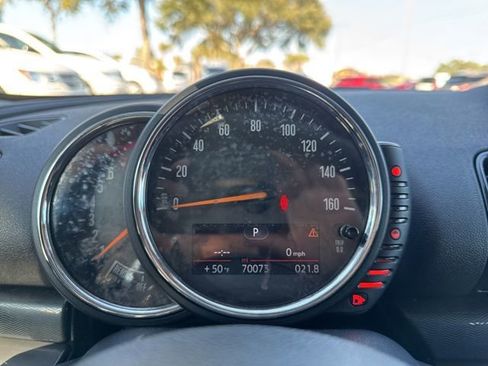 Used 2017 MINI Cooper Clubman image 24