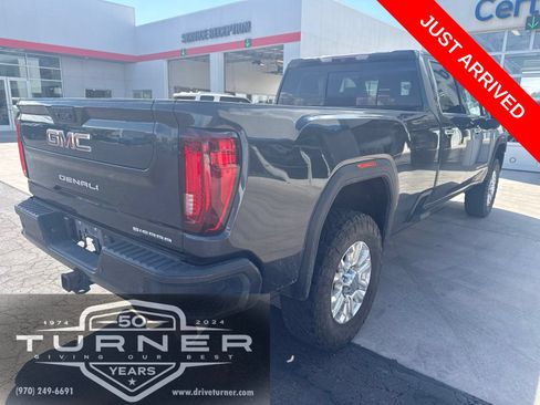 Used 2022 GMC Sierra 3500 Denali AWD/4WD image 4