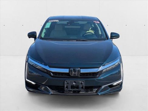 Used 2019 Honda Clarity Plug-In Hybrid image 2
