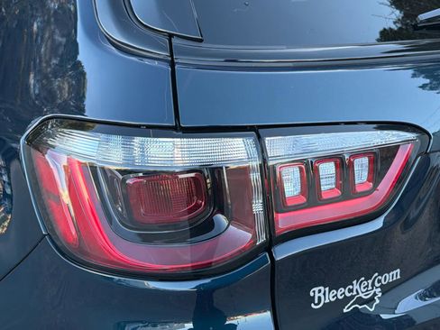 New 2026 Jeep Compass Latitude image 14