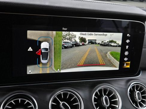 Used 2022 Mercedes-Benz E 450 4MATIC Cabriolet image 25