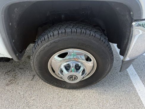 Used 2019 GMC Sierra 3500 4x4 Crew Cab w/ Sierra Convenience Package image 14