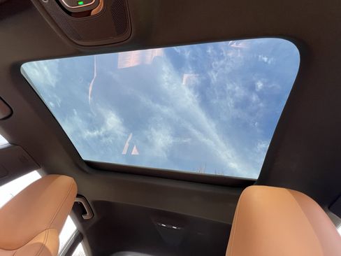 Used 2025 Audi RS 7 Performance w/ Matte Carbon Package image 29