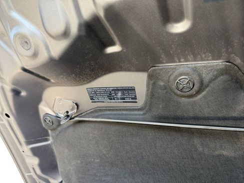 Used 2019 Nissan Sentra SV FWD image 13