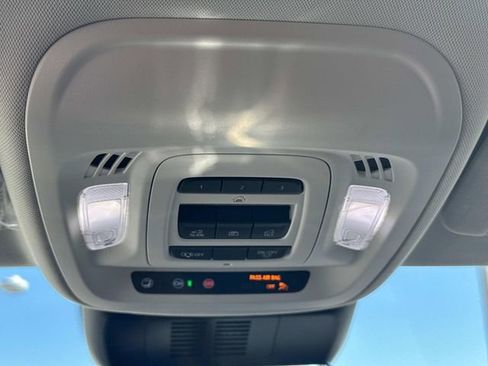 New 2026 Buick Envision Avenir image 22