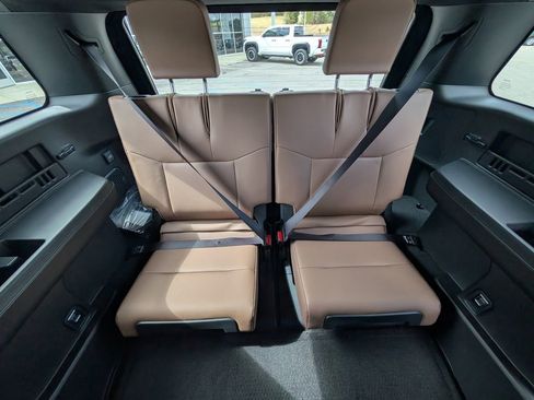 New 2026 Toyota 4Runner Limited image 31