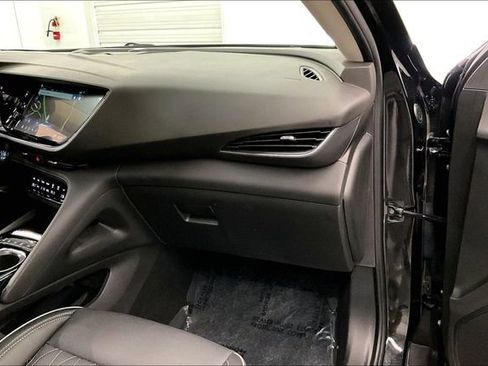 Used 2023 Buick Envision Avenir image 19