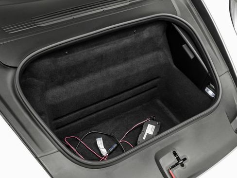 Used 2024 Porsche 911 Carrera GTS RWD image 42