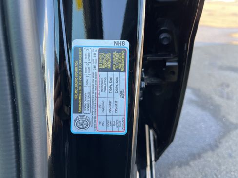 Certified 2025 Hyundai Elantra Limited image 22