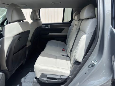 Used 2024 Hyundai Santa Fe SEL FWD image 36