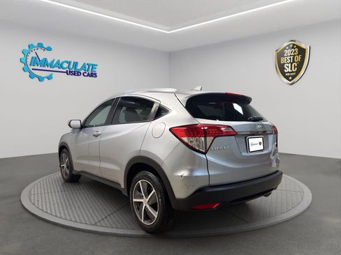 Used 2022 Honda HR-V EX image 3