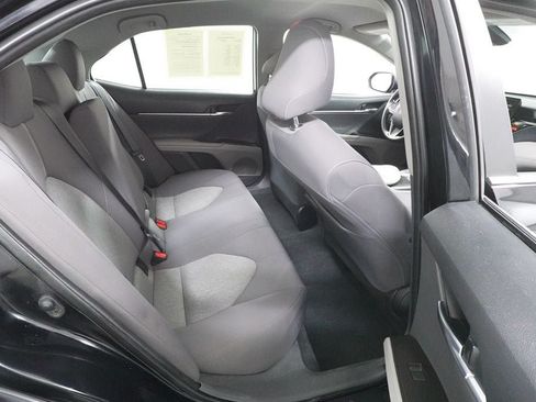 Used 2022 Toyota Camry LE FWD image 27
