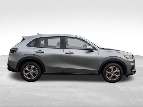 Used 2025 Honda HR-V LX image 3
