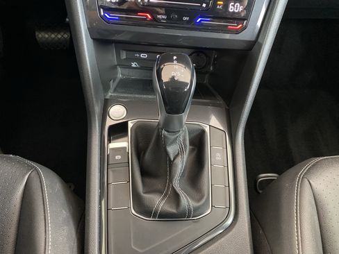 Certified 2023 Volkswagen Tiguan SE FWD image 8