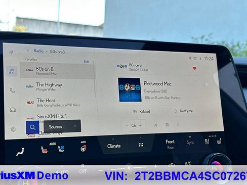 Used 2025 Lexus RX 350h image 34