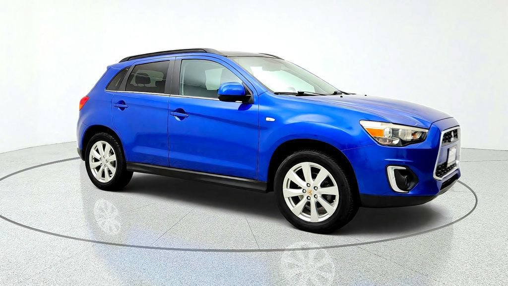 Used 2015 Mitsubishi Outlander Sport SE AWD/4WD image 3