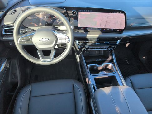 New 2026 Chevrolet Traverse LT w/ Sun and Wheel Package image 29