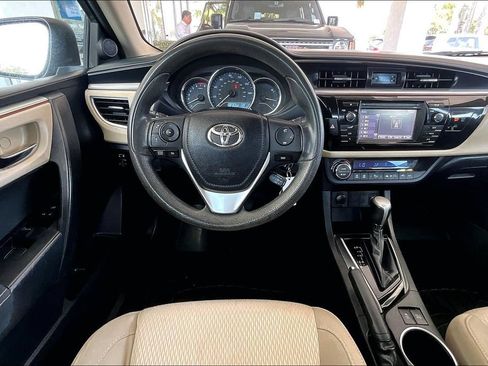 Used 2014 Toyota Corolla LE FWD image 8