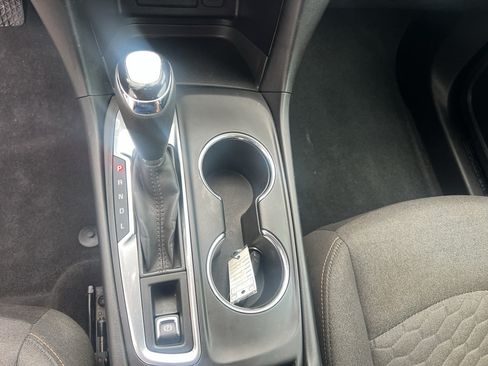 Used 2019 Chevrolet Equinox LT w/ LPO, Cargo Package FWD image 35