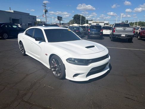 Used 2023 Dodge Charger Scat Pack w/ Plus Group RWD image 4