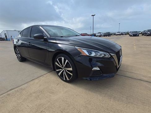 Used 2019 Nissan Altima 2.5 SR w/ SR Premium Package AWD/4WD image 1