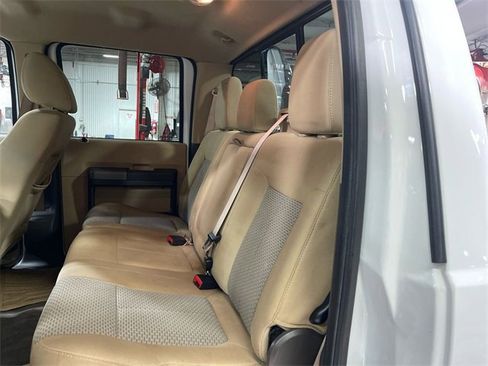 Used 2011 Ford F250 XLT w/ XLT Premium Pkg image 20