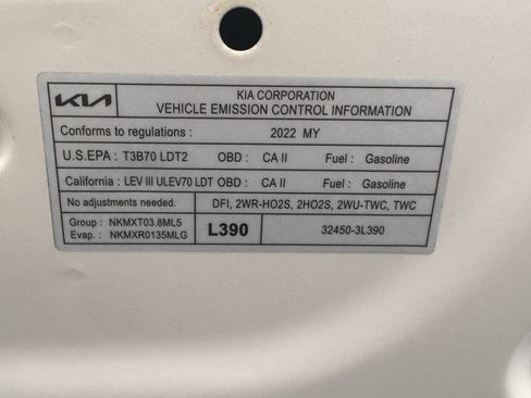 Used 2022 Kia Telluride EX image 38