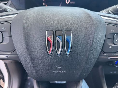 Used 2024 Buick Encore GX Sport Touring FWD image 35