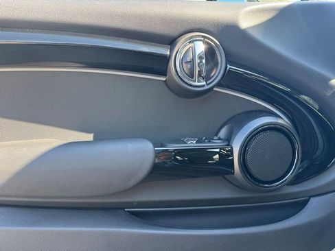 Certified 2023 MINI Cooper S image 11