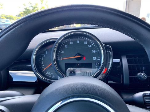 Used 2021 MINI Cooper Convertible image 19