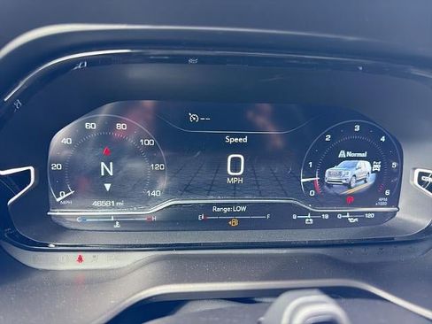 Used 2024 GMC Yukon XL Denali w/ Advanced Technology Package image 30