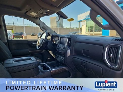 Used 2020 Chevrolet Silverado 1500 RST AWD/4WD image 17