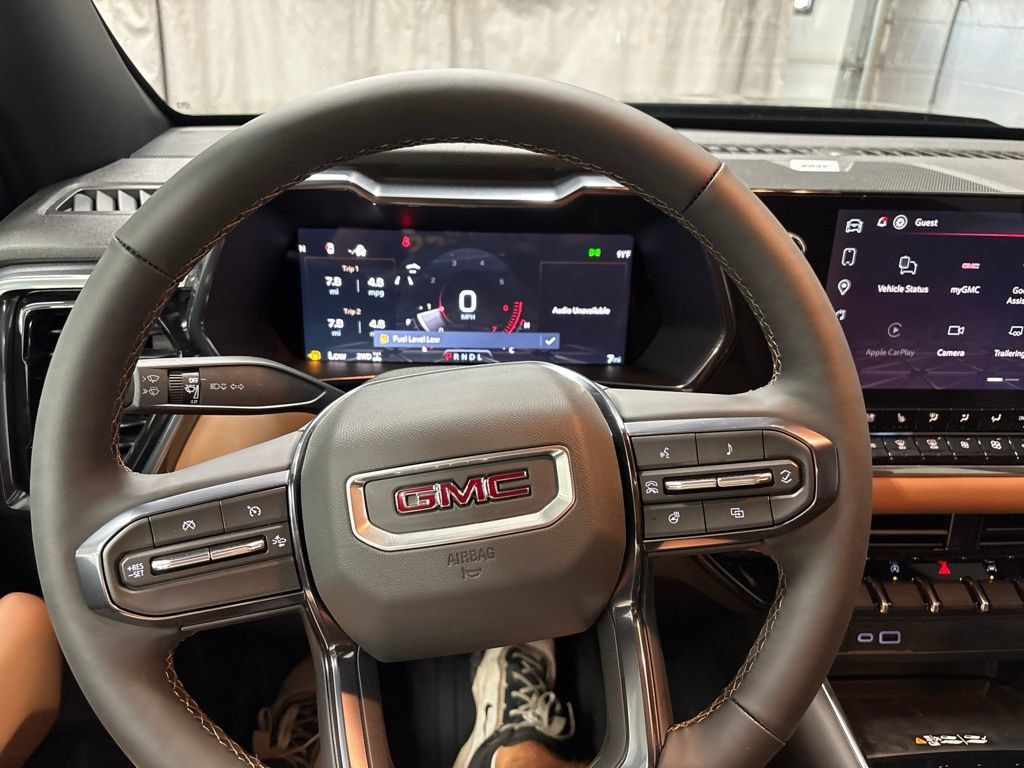 New 2026 GMC Canyon AT4 w/ Technology Plus Package AWD/4WD image 12