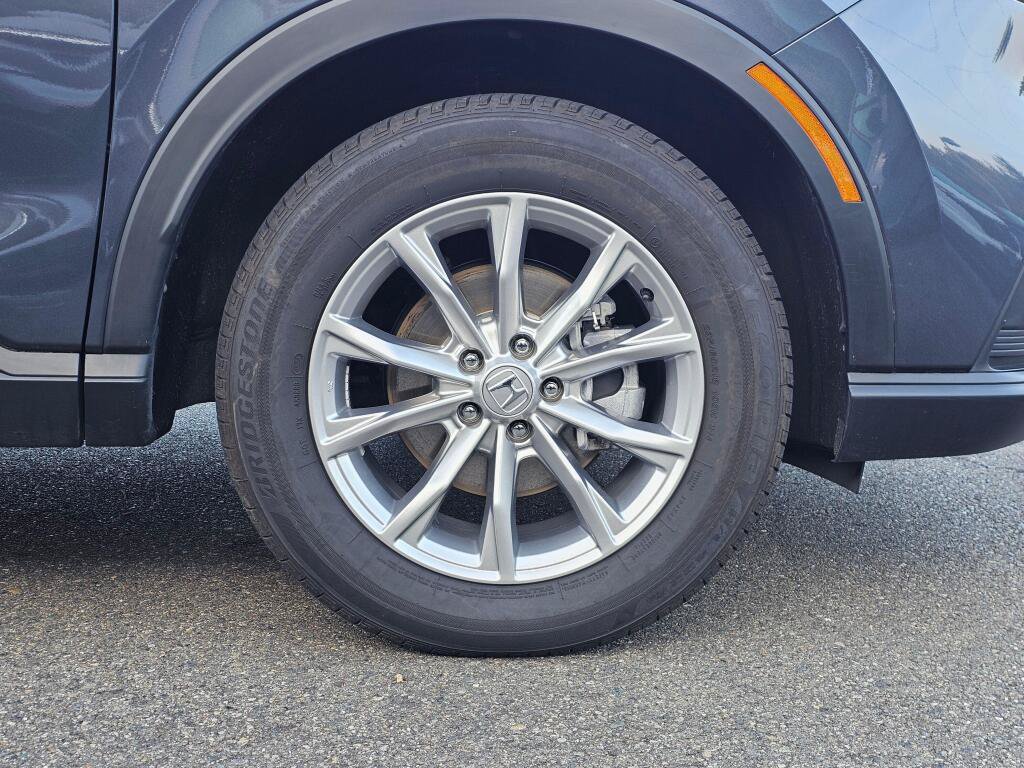 Certified 2025 Honda CR-V EX image 9