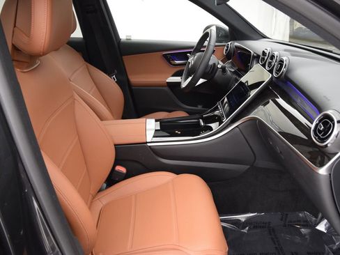 Certified 2025 Mercedes-Benz GLC 300 4MATIC image 16