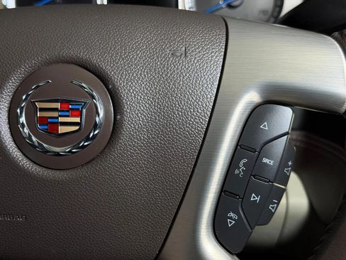 Used 2014 Cadillac Escalade Platinum AWD/4WD image 39