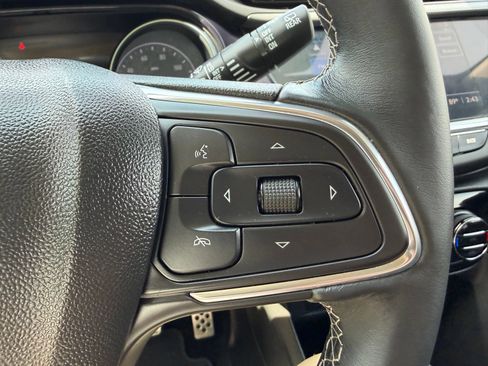 Used 2023 Buick Encore GX Select w/ Sport Touring Package FWD image 15