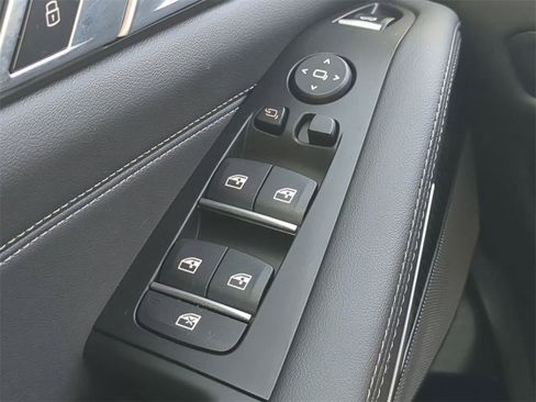 Used 2026 BMW X5 M60i image 26