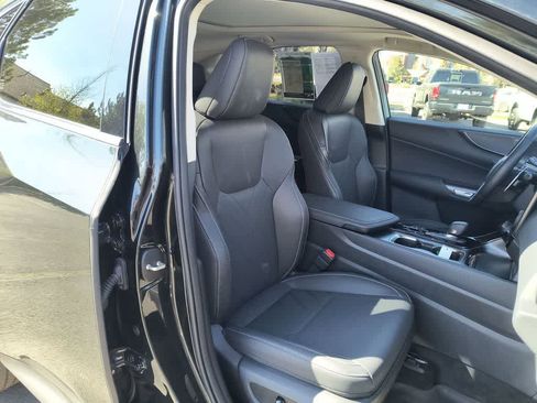 Used 2025 Lexus NX 350h AWD w/ Luxury Package image 25