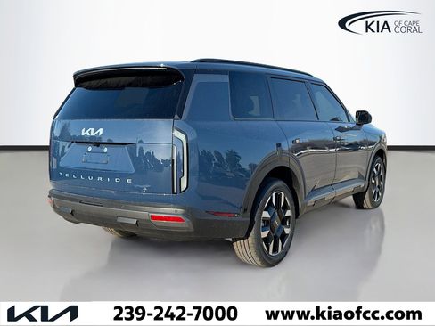 New 2027 Kia Telluride S image 5