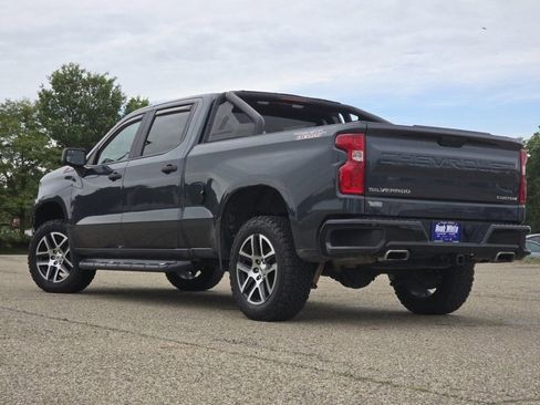 Used 2019 Chevrolet Silverado 1500 Custom Trail Boss AWD/4WD image 17